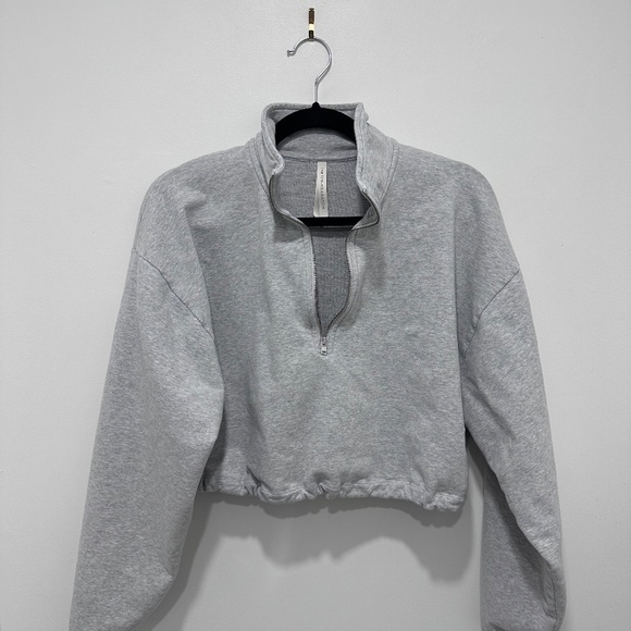 Aritzia Group by Babaton Quarter Zip Sweater - Picture 1 of 4